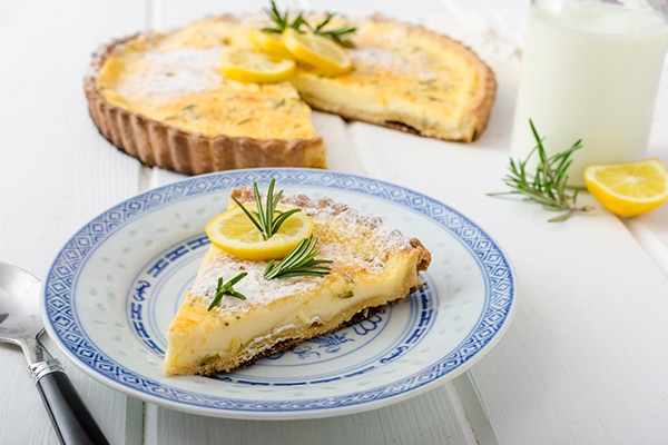 RosRosemary lemon tartemary lemon tart