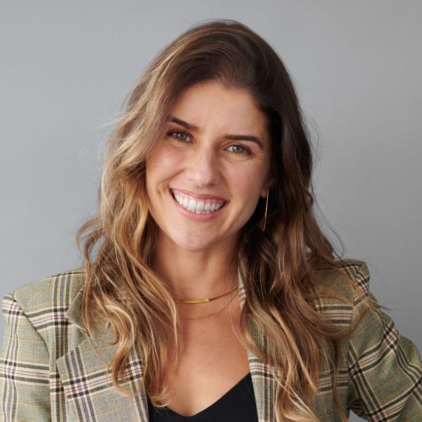 Dr. Carolina Reis Oliveira